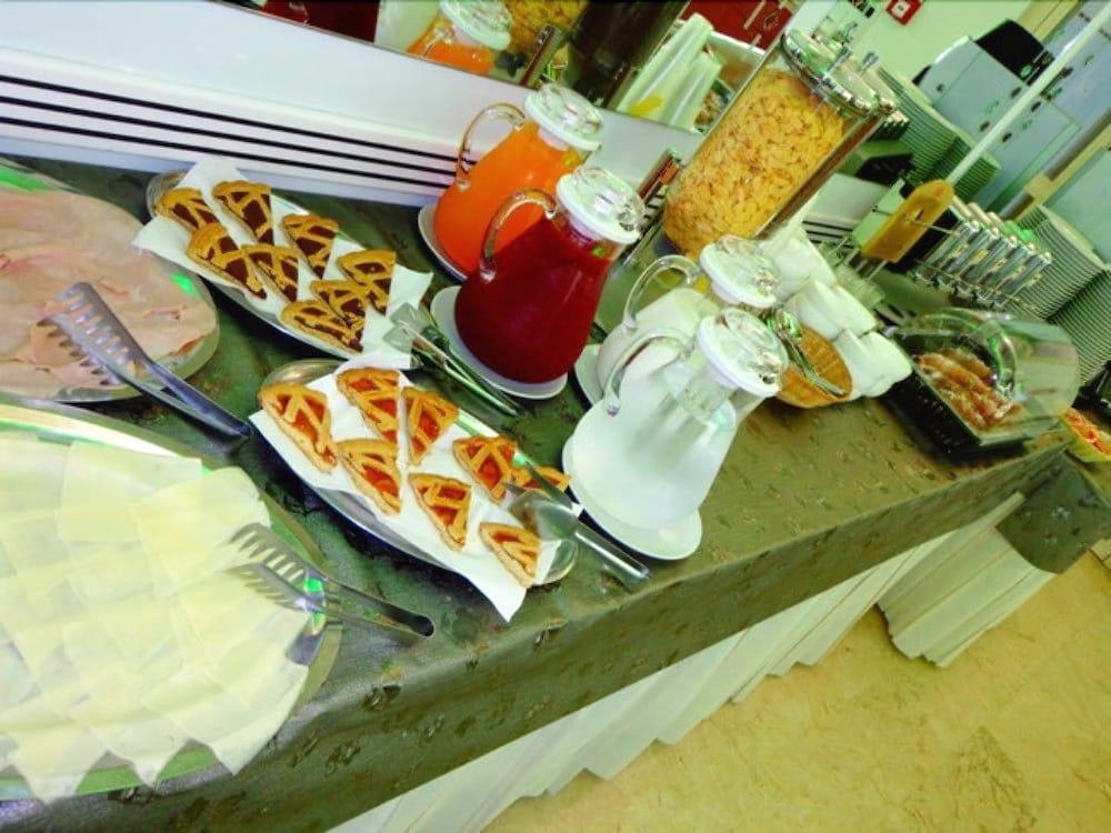 Hotel Santiago Rimini Eksteriør bilde