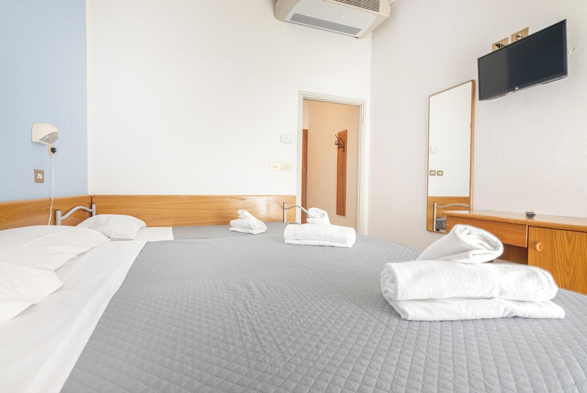 Hotel Santiago Rimini Eksteriør bilde